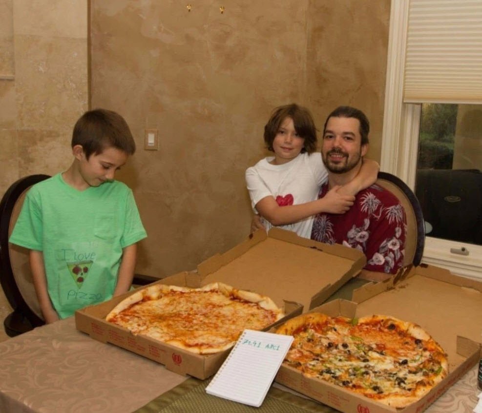 Laszlo Hanyecz Bitcoin pizza 14 Years