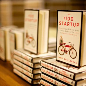 The $100 Startup by Chris Guillebeau